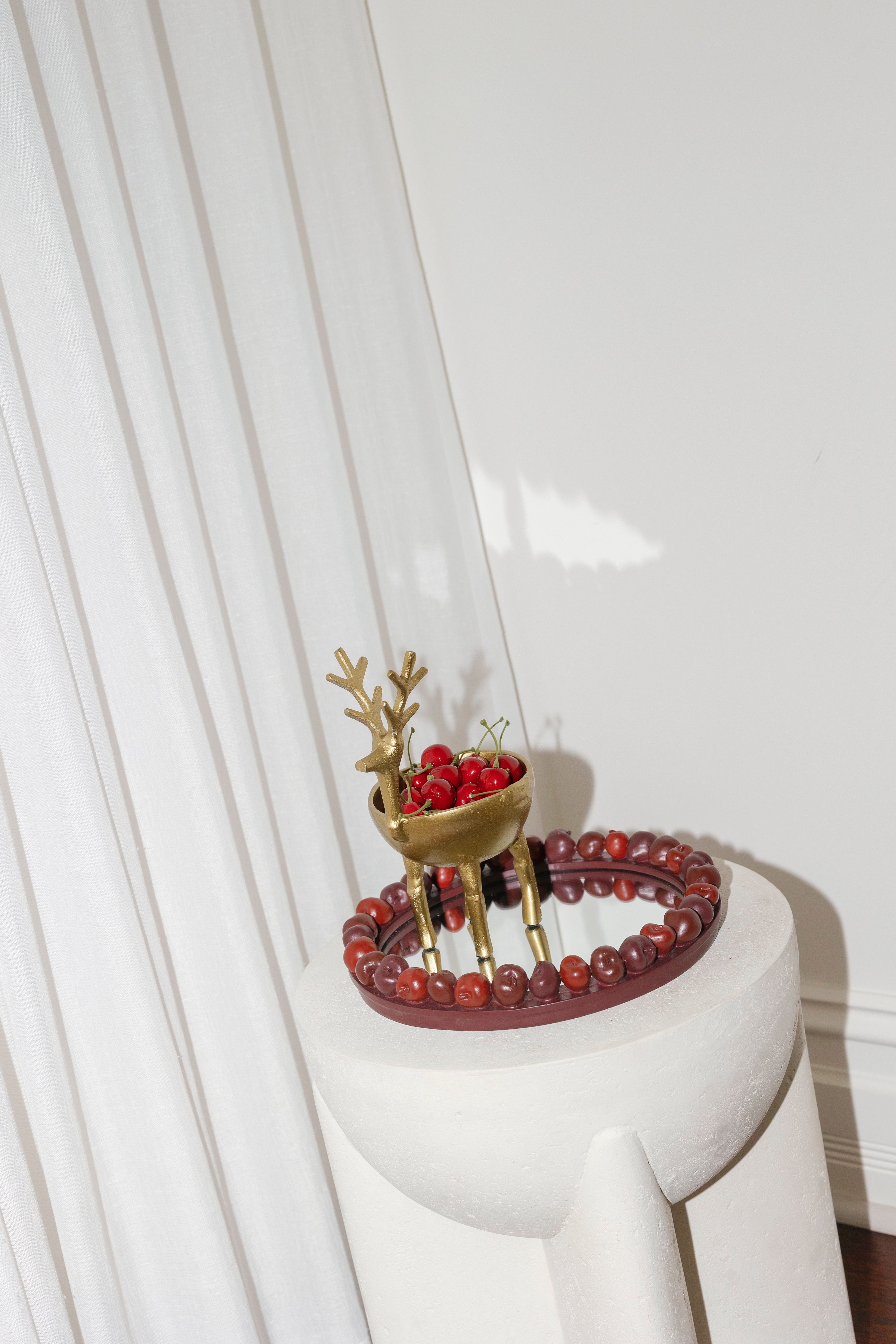 Red Olive Cocktail Tray