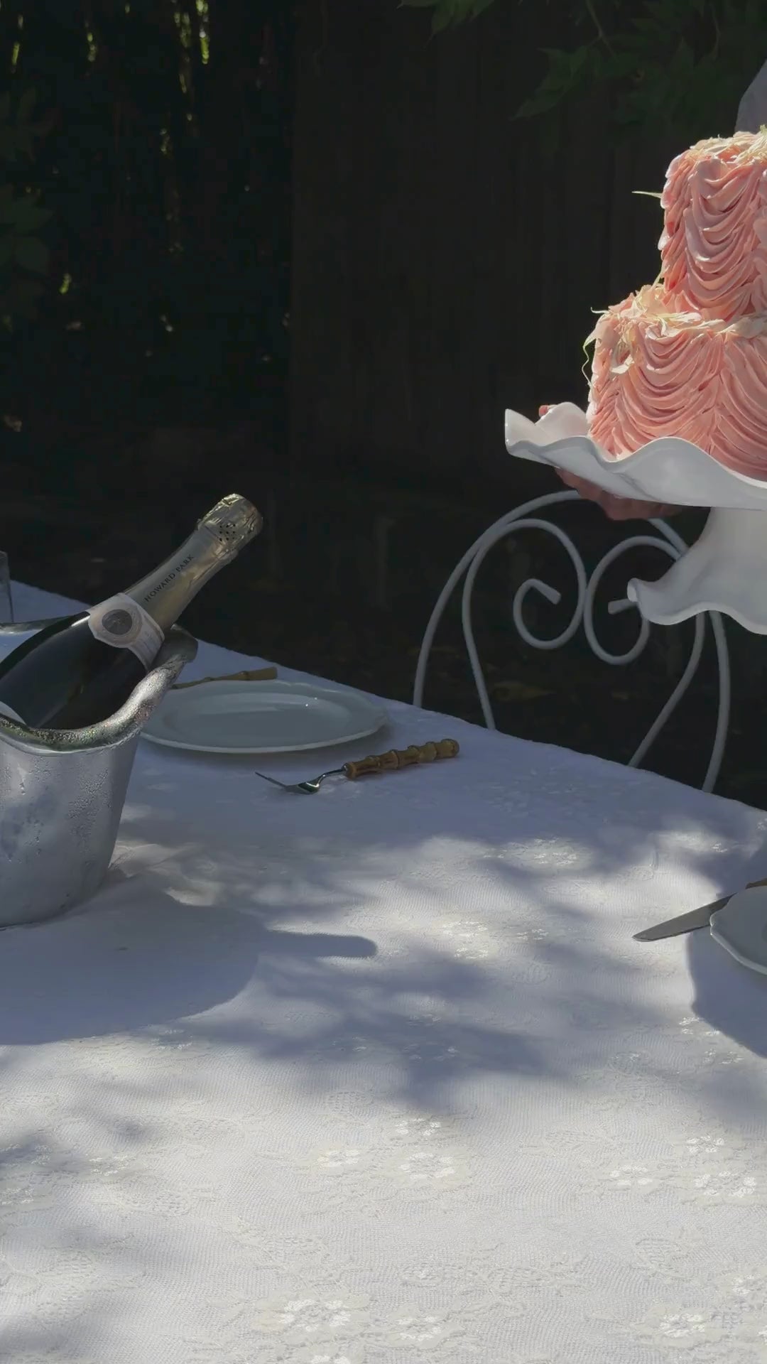 Load video: Havana Large Cake Stand